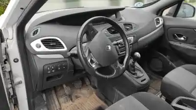 Veicolo di demolizione renault scenic iii 1.2 tce dell'anno 2015 alimentato h5fa4