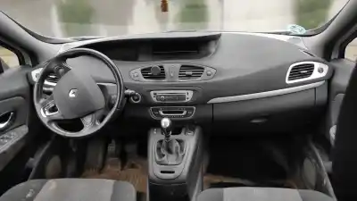 Veicolo di demolizione renault scenic iii 1.2 tce dell'anno 2015 alimentato h5fa4