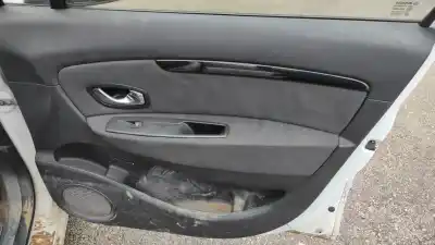 Veicolo di demolizione renault scenic iii 1.2 tce dell'anno 2015 alimentato h5fa4