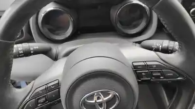 Scrapping Vehicle toyota yaris (xp21) yaris hibrid of the year 2020 powered m15a