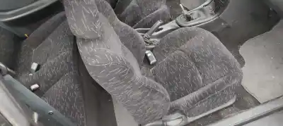 Здавання транспортного засобу hyundai coupe (j2) 1.6 fx coupe року 1997 потужний g4gr