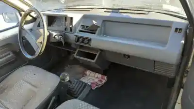 Здавання транспортного засобу renault rapid/express (f40) 1.4 року 1985 потужний e7j720