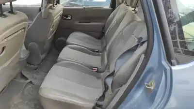 Здавання транспортного засобу renault scenic ii 1.9 dci diesel року 2004 потужний f9qd8