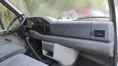 Veículo de Sucata volkswagen lt caja cerrada / combi (mod. 1997) furgon 2.8 tdi do ano 2000 alimentado ata