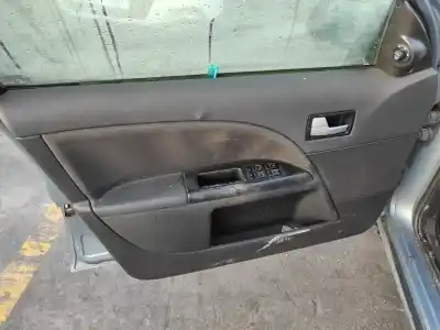 Vehicul casat ford mondeo berlina (ge) 2.0 tdci td cat al anului 2001 alimentat d6ba