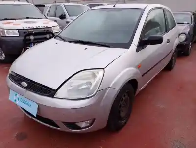 Vehicul casat ford fiesta (cbk) ambiente al anului 2003 alimentat fxjb