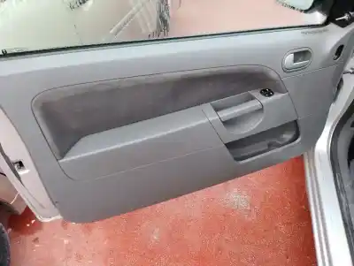 Vehicul casat ford fiesta (cbk) ambiente al anului 2003 alimentat fxjb