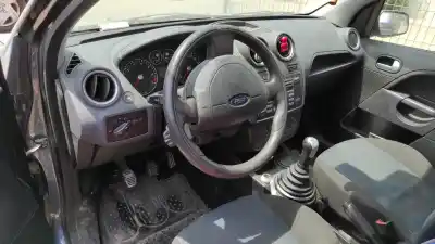 Vehicul casat ford fiesta v (jh_, jd_) 1.4 16v al anului 2006 alimentat fxja