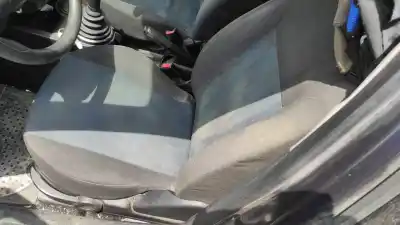 Vehicul casat ford fiesta v (jh_, jd_) 1.4 16v al anului 2006 alimentat fxja