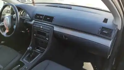 Veículo de Sucata audi a4 avant (8e) 2.0 tdi do ano 2007 alimentado bre