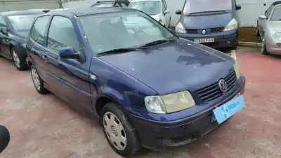 Vehicul casat VOLKSWAGEN POLO (9N1)  al anului 2000 alimentat AUA