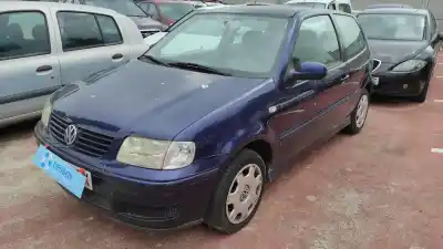Vehicul casat volkswagen polo (9n1) 1.4 16v al anului 2000 alimentat aua