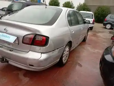 Sloopvoertuig nissan primera berlina (p11) 2.0 td van het jaar 2000 aangedreven cd20
