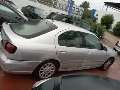 Sloopvoertuig nissan primera berlina (p11) 2.0 td van het jaar 2000 aangedreven cd20