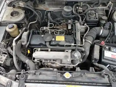 Sloopvoertuig nissan primera berlina (p11) 2.0 td van het jaar 2000 aangedreven cd20