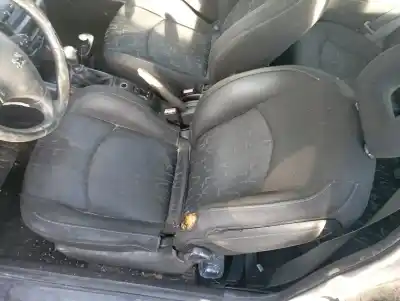 Veicolo di demolizione peugeot 206 berlina 2.0 hdi cat dell'anno 2003 alimentato rhy