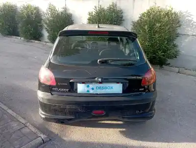 Veicolo di demolizione peugeot 206 berlina 2.0 hdi cat dell'anno 2003 alimentato rhy