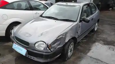 Véhicule à la ferraille toyota corolla (e11) 1.4 gasolina de l'année 1998 alimenté g4e