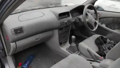 Véhicule à la ferraille toyota corolla (e11) 1.4 gasolina de l'année 1998 alimenté g4e