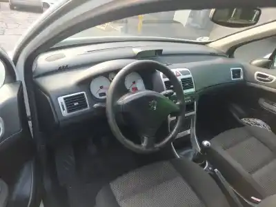 Утилизация автомобиля peugeot 307 break/ sw (s2) 9hzdv6ted4 года 2008 питание 9hzdv6ted4