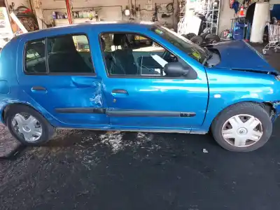 Здавання транспортного засобу renault clio ii fase i (b/cb0) d7f720 року 2002 потужний d7f720