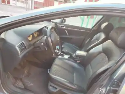Здавання транспортного засобу peugeot 407 sw (6e_) 2.0 hdi 135 року 2005 потужний rhr