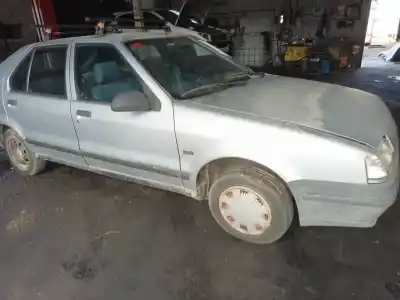 Здавання транспортного засобу renault r 19 berl. con portón (b/c53) e6j року 1990 потужний e6j