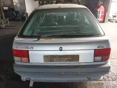 Здавання транспортного засобу renault r 19 berl. con portón (b/c53) e6j року 1990 потужний e6j