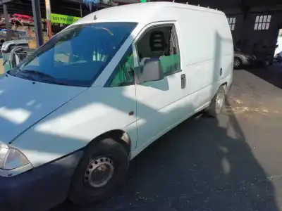 Здавання транспортного засобу citroen jumpy wjy року 2001 потужний wjy