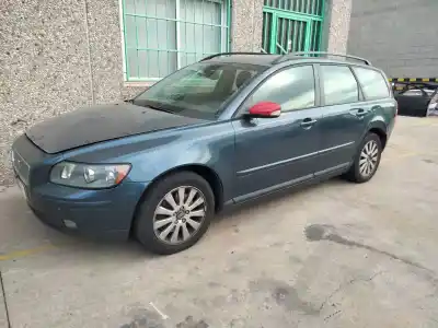 Scrapping Vehicle volvo v50 (545) 2.4 of the year 2014 powered b5244s5 Scrapping Vehicle volvo v50 (545) 2.4 of the year 2014 powered b5244s5