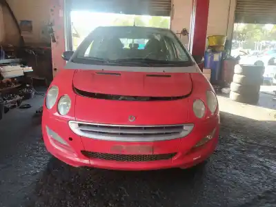 Здавання транспортного засобу SMART FORFOUR OM639939 року 2005 потужний OM639939