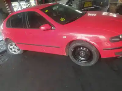 Veículo de Sucata seat leon (1m1) 1.6 16 v do ano 2002 alimentado bcb