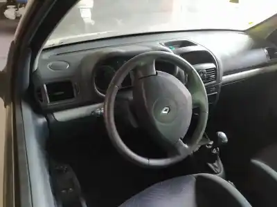 Здавання транспортного засобу renault clio ii fase ii (b/cb0) k4j710 року 2003 потужний k4j710