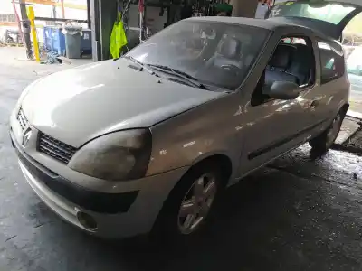 Здавання транспортного засобу renault clio ii fase ii (b/cb0) k4j710 року 2003 потужний k4j710