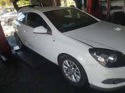 Здавання транспортного засобу opel astra h gtc z16xer року 2009 потужний z16xer