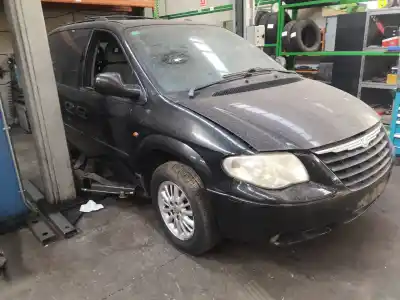 Scrapping Vehicle chrysler voyager (rg) vm28c of the year 2004 powered vm28c