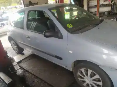Здавання транспортного засобу renault clio ii fase i (b/cb0) g/d7f d7 року 2004 потужний d7f