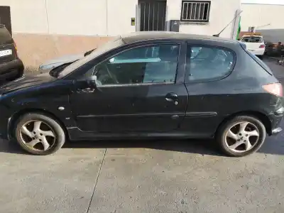 Scrapping Vehicle peugeot 206 fastback (2a/c) 1.4 16v of the year 2003 powered kfu