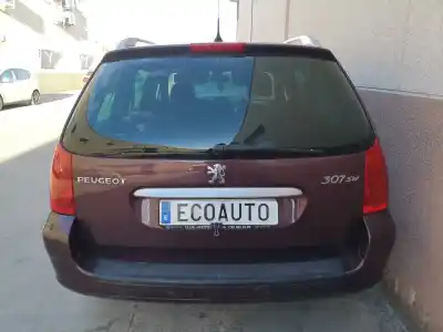 Scrapping Vehicle peugeot 307 break/ sw (s2) rhr of the year 2006 powered rhr