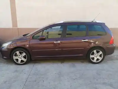 Scrapping Vehicle peugeot 307 break/ sw (s2) rhr of the year 2006 powered rhr