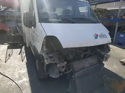 Scrapping Vehicle renault master ii phase 2 combi g9u650 of the year 2010 powered g9u650