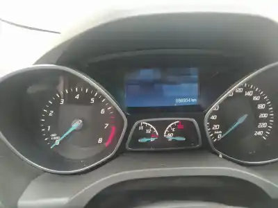 Veículo de Sucata ford kuga (cbs) m8ma do ano 2015 alimentado m8ma