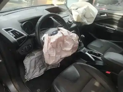 Veículo de Sucata ford kuga (cbs) m8ma do ano 2015 alimentado m8ma