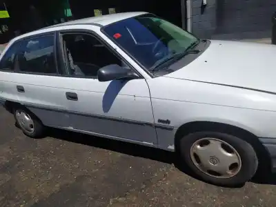 Здавання транспортного засобу opel astra f (t92) 1.6 i (f19, m19) року 1997 потужний x16szr