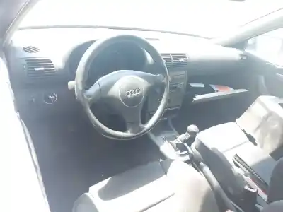 Здавання транспортного засобу audi a3 (8l1) 1.6 року 2003 потужний bfq