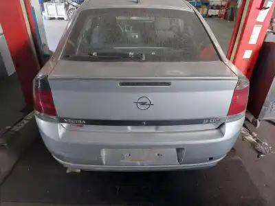 Veicolo di demolizione opel vectra c (z02) 1.9 cdti (f69) dell'anno 2006 alimentato z19dth
