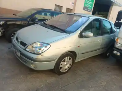 Scrapping Vehicle renault scenic (ja..) f9q of the year 2002 powered f9q