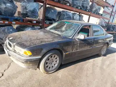 Здавання транспортного засобу BMW 7 (E38) 735 I, IL року 1999 потужний 358S2