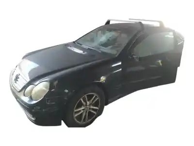 Véhicule à la ferraille mercedes                                           clase c (w203) sportcoupe                                                                                                                                                                                                                                  m111951                                                                                                                                                                                                                                                    de l'année 2001 alimenté m111951