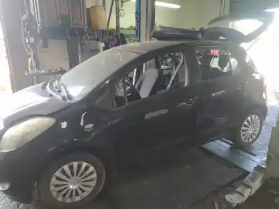 Veículo de Sucata toyota yaris (ksp9/scp9/nlp9) 2szfe do ano 2009 alimentado 2szfe